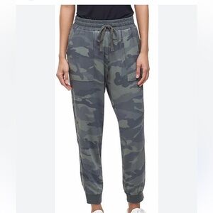 Splendid Dark Camouflage Jogger Pants
